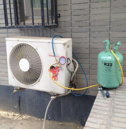 天山空调加氟